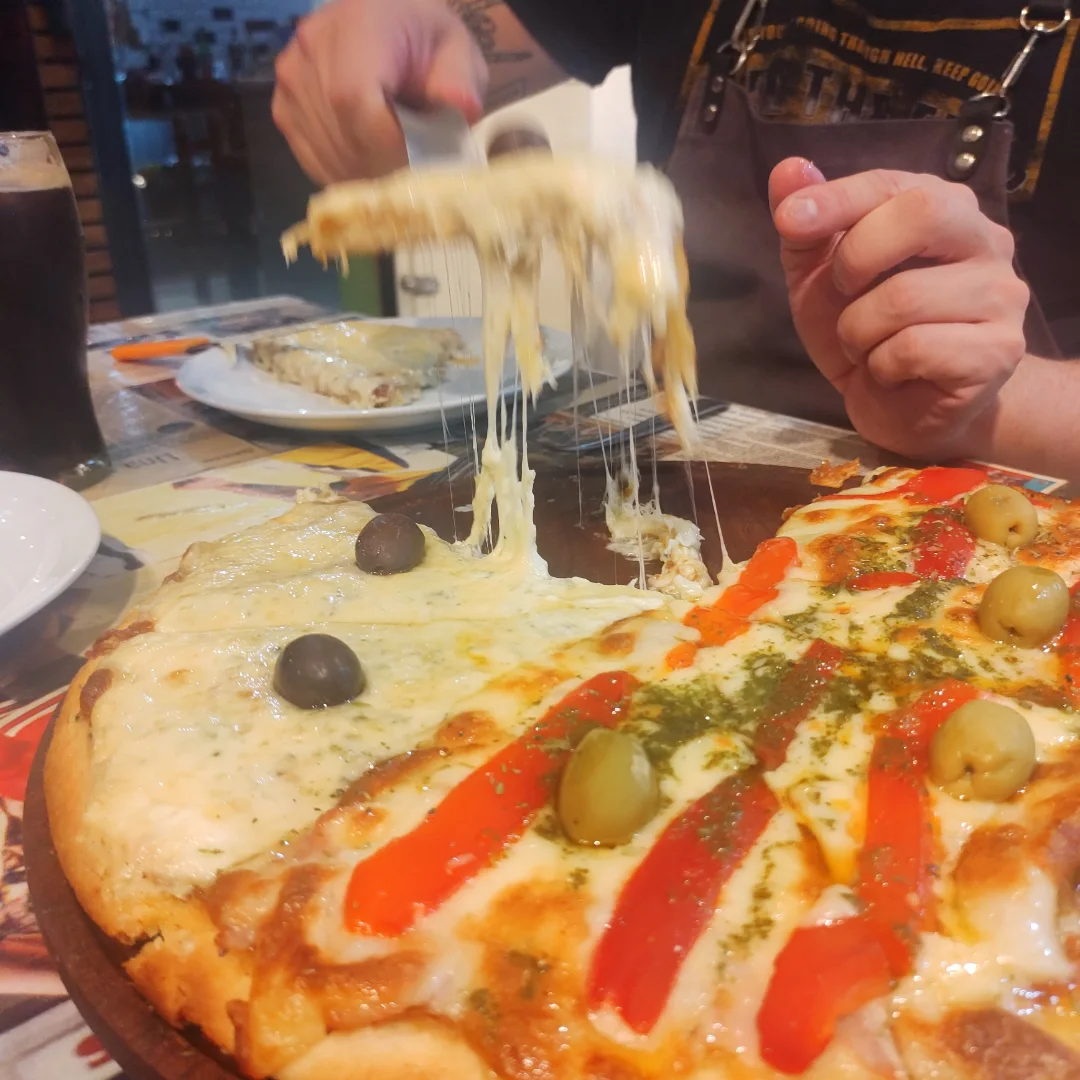Cheese pull pizza slice